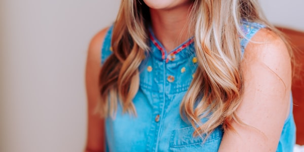 世界杯球星特写 - 球员进球后激情庆祝瞬间